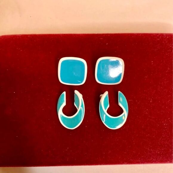 Retro‎ Teal Earring Set - Picture 2 of 5